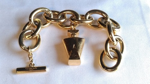 Très chic bracelet - trÈs,