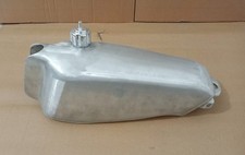 Réservoir d'essence essence