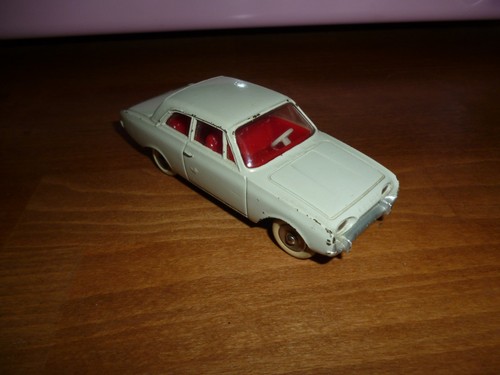 Dinky toys 559 - , taunus