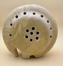 Rare pique-fleur zoomorphe en