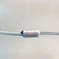 Fusible thermique TF RY 152 degrés Celsius 10A 250V 152°C TF152 thermal fuse 152