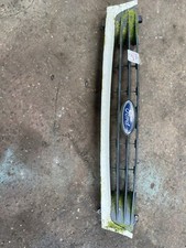 Calandre Ford Fiesta IV Année