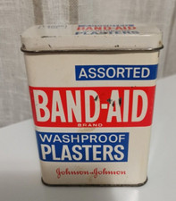 Vintage TIN BOX . Boh vintage en étain provenant de sous-plâtres médicaux