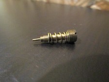 Vis de richesse carburateur