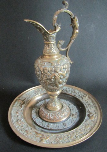 Aiguière avec plat bronze - avec,