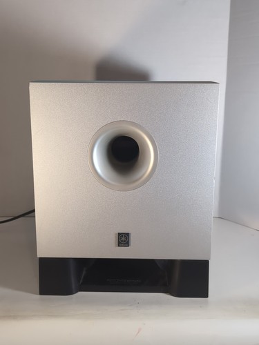 Yamaha yst sw011 120v 45w - 120v, 60hz