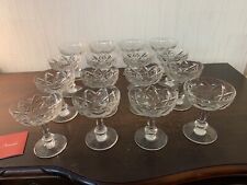 16 coupes à champagne modèle Harfleur en cristal de Baccarat (prix à la pièce)