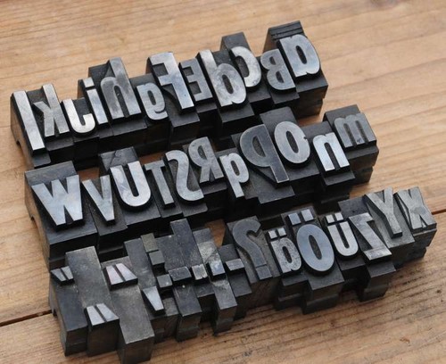 Alphabet caracteres plomb - caracteres,