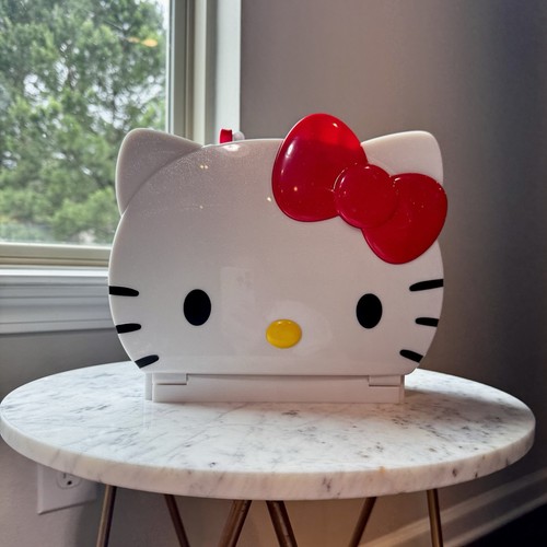 Sanrio hello kitty - sanrio,