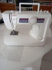 machine à coudre Toyota RS2000-  KB15