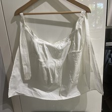 tablier de soubrette ou de service