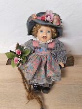 Poupée d'artiste poupée en