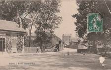 CPA 54 TOUL Porte Jeanne d'Arc