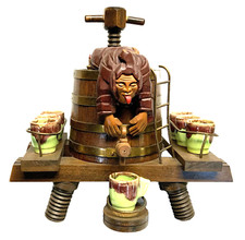 Rare ancienne CAVE à  LIQUEUR