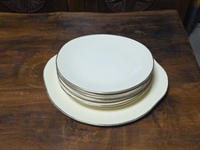 Service Plat et 10 assiettes à dessert Salins France