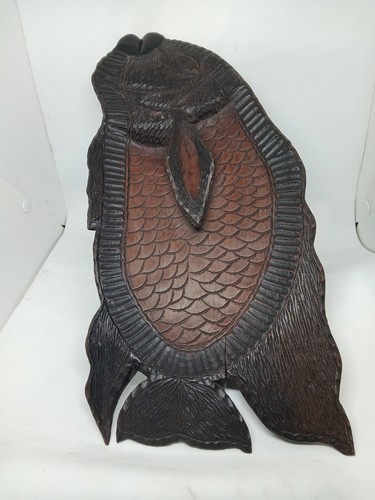 Grand poisson plat décoratif