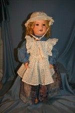 Grande poupée ancienne - poupée,
