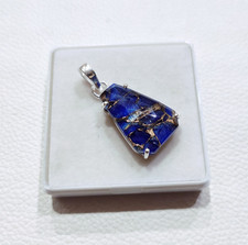 Beau pendentif pierre