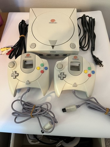 Sega dreamcast game - sega, console