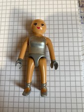 PLAYMOBIL PERSONNAGE FEMME