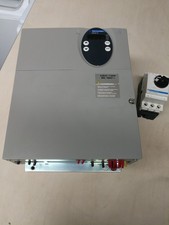 Variateur de fréquence 5,5kw télémecanique altivar 31 ATV31HU55N4