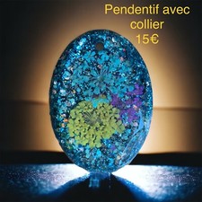 pendentif en resine epoxy avec
