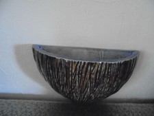 VASQUE MURALE en pierre reconstituée