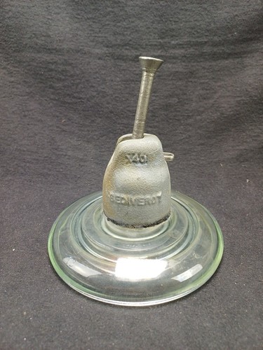 Ancien isolateur électrique