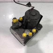 Bloc ABS (freins anti-blocage)