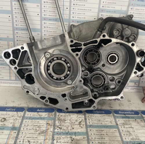 Carter moteur droit - , embrayage