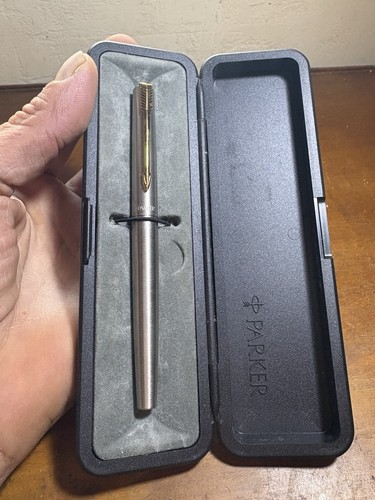 Stylo plume parker - plume,