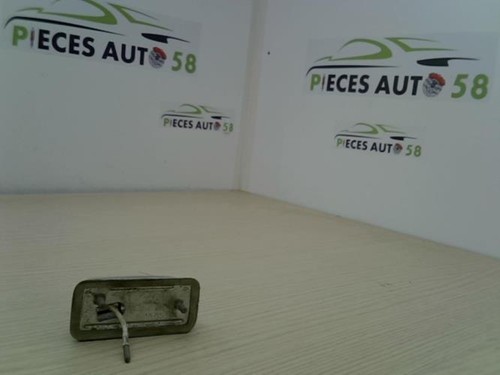 Feu arriere secondaire droit