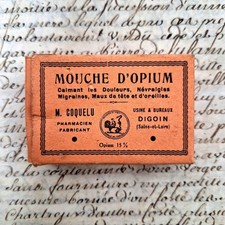 Boîte de médicament ancienne