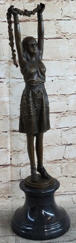 Statue bronze signée - statue, en