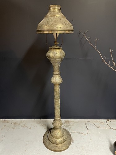 Lampadaire arabe pied - lampadaire,