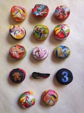 TRES JOLI LOT DE 13 OOFBALL FOOT KELLOGG'S : EURO, WC+ RARE MC DO + 1 BRACELET