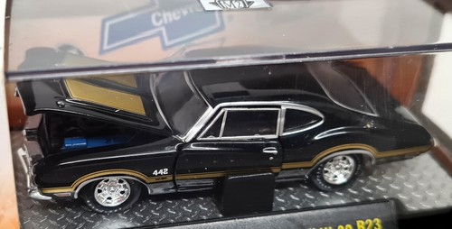 Castline oldsmobile - 1/64,