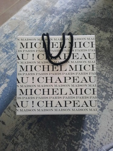 Boîte vide maison michel - ​boîte,