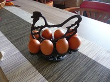 porte oeufs forme poule en