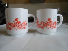 2 Mugs Arcopal France motif floral  vintage