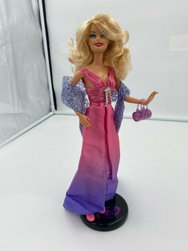 Barbie corps articulé - ,