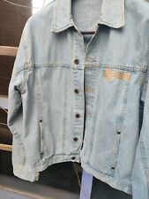 BLOUSON ( L ) JEANS BURBERRY (+de 200 euros)