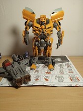 Transformers DARK OF THE MOON LEADER CLASS BUMBLEBEE