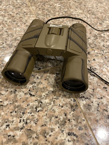 Bushnell 10x25 binoculars - bushnell,