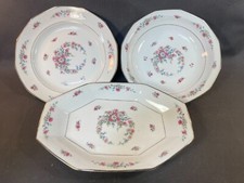 Lot 3 anciens plats de service de table motif floral en porcelaine CH-R France