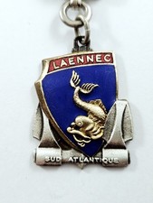PORTE-CLES - Augis CHARGEURS RÉUNIS - LAENNEC - PAQUEBOT - Métal ÉMAILLÉ 1960s