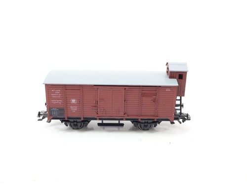 Wagon couvert piko - couvert, h0