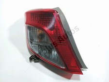 FEU ARRIERE GAUCHE 815610D370