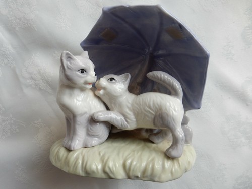 Couple chats sous - couple, un