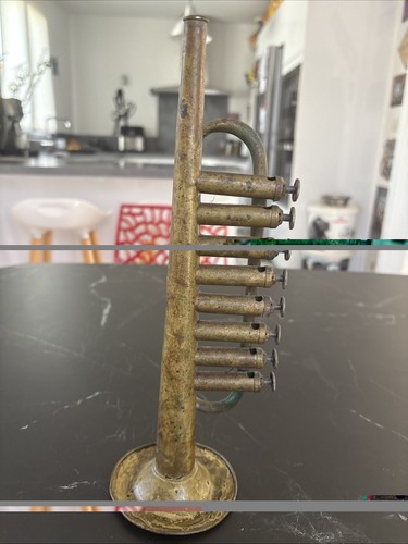 Ancienne rare trompette - et,